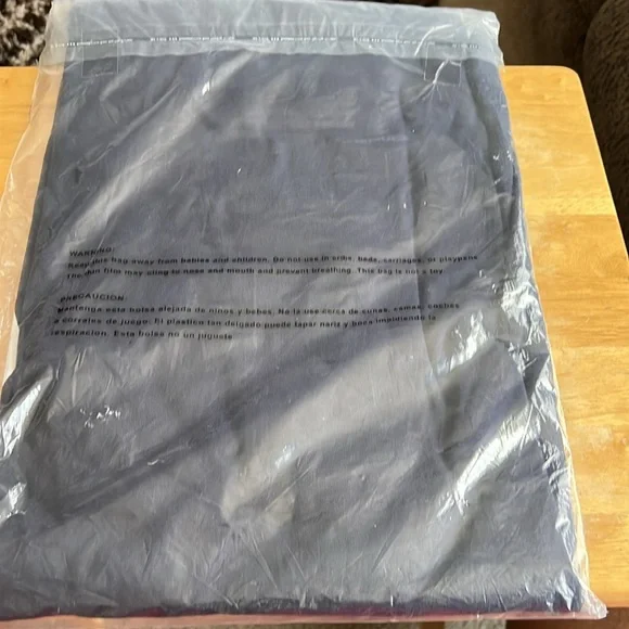 FILA Men's Dark Blue Tee - 6XL big - Picture 2 of 3